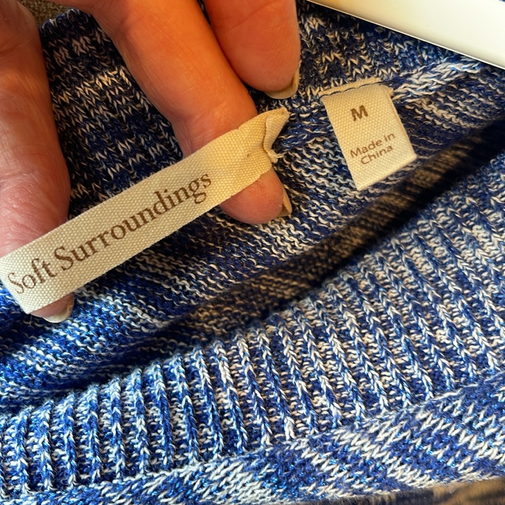 Soft Surroundings Three Button Sweater Medium - image 5